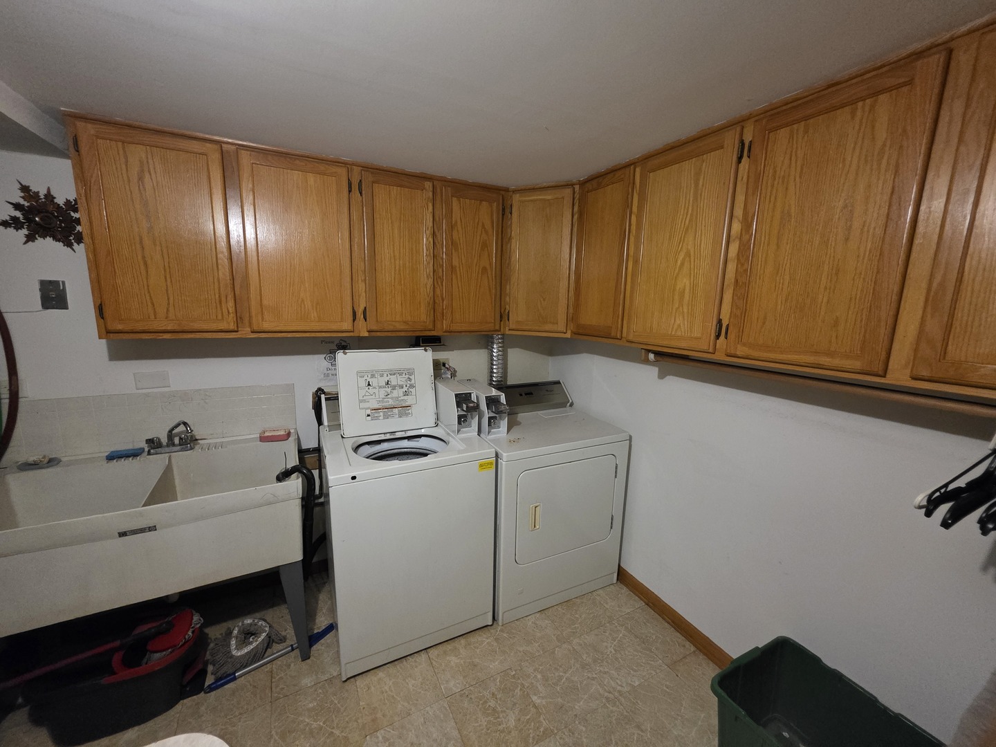 7913 Nordica Avenue #2, Burbank, IL 60459