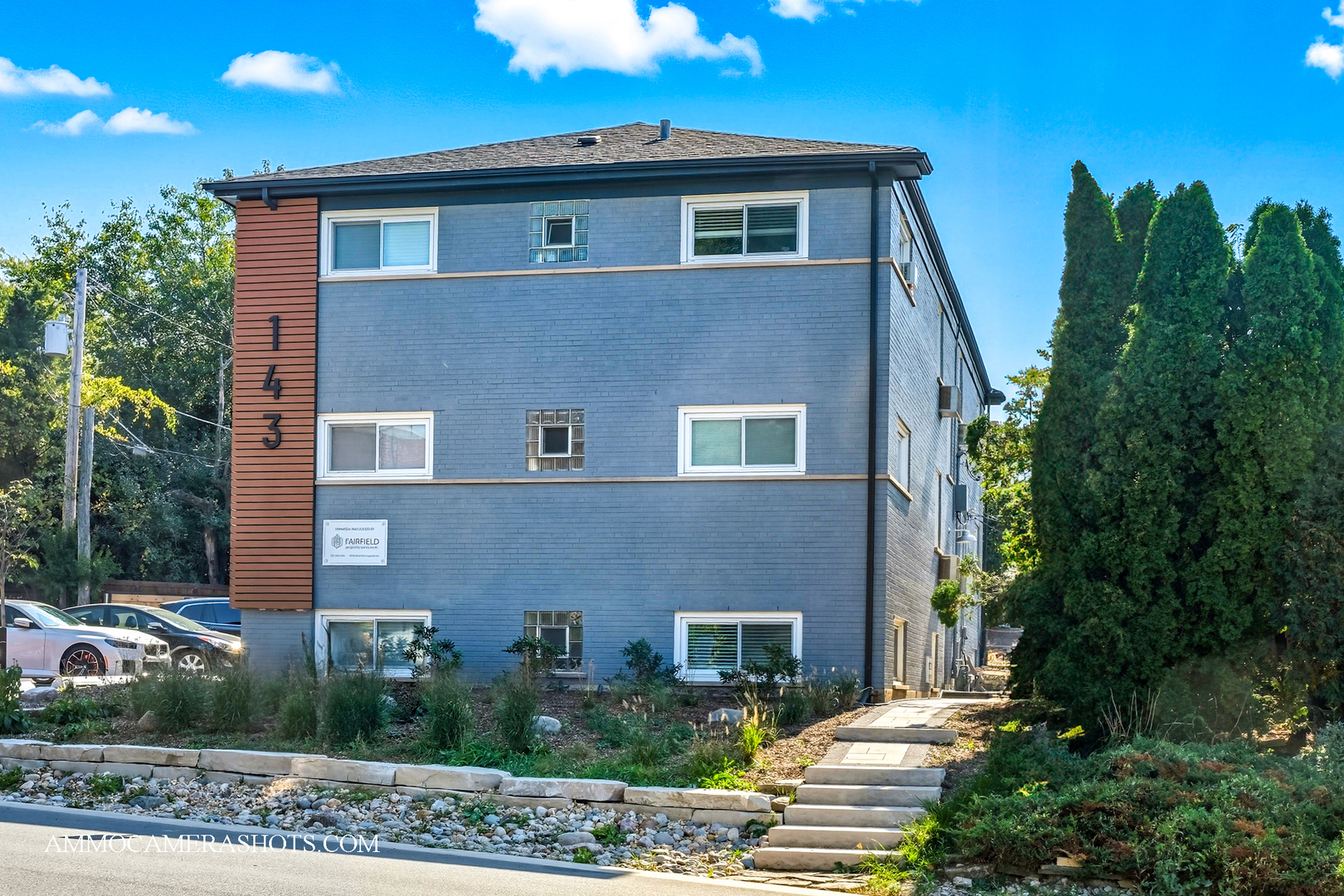 143 Ann Street #1S, Clarendon Hills, IL 60514