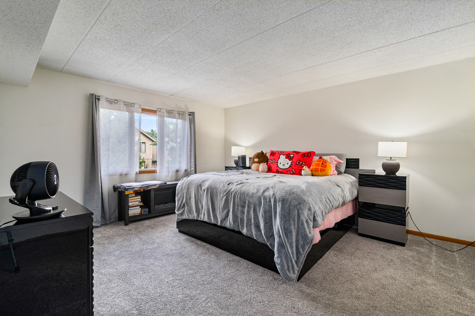 7962 Garfield Avenue #110, Burr Ridge, IL 60527