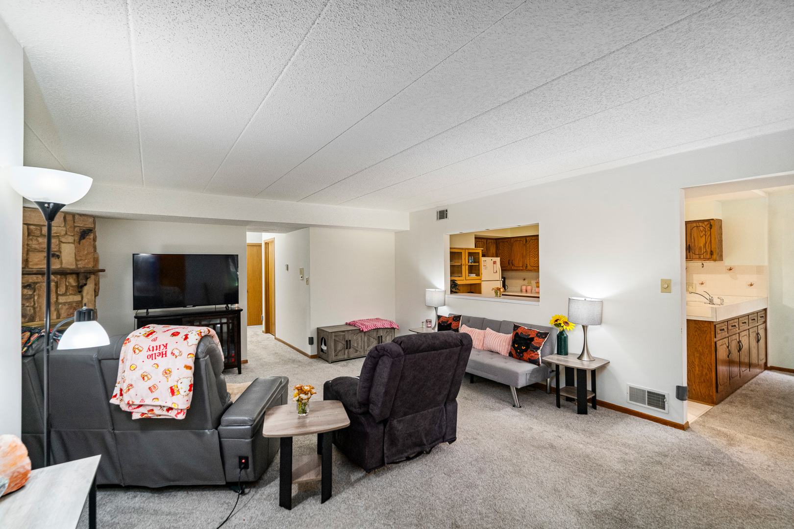 7962 Garfield Avenue #110, Burr Ridge, IL 60527