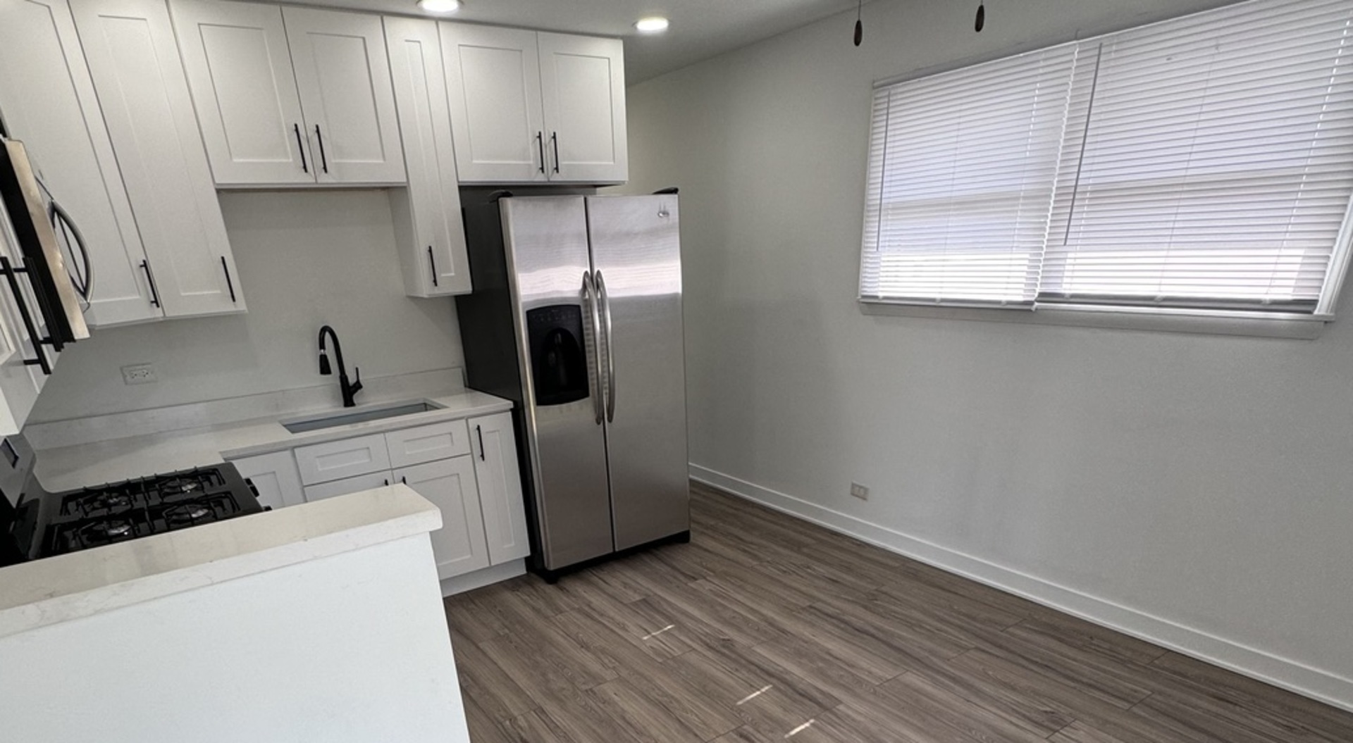 14105 S Saginaw Avenue, Burnham, IL 60633
