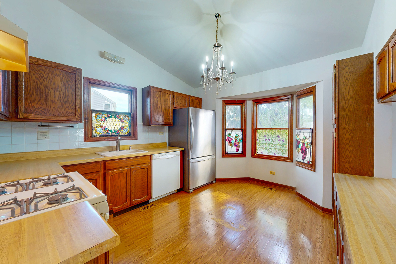 409 New York Lane, Elk Grove Village, IL 60007