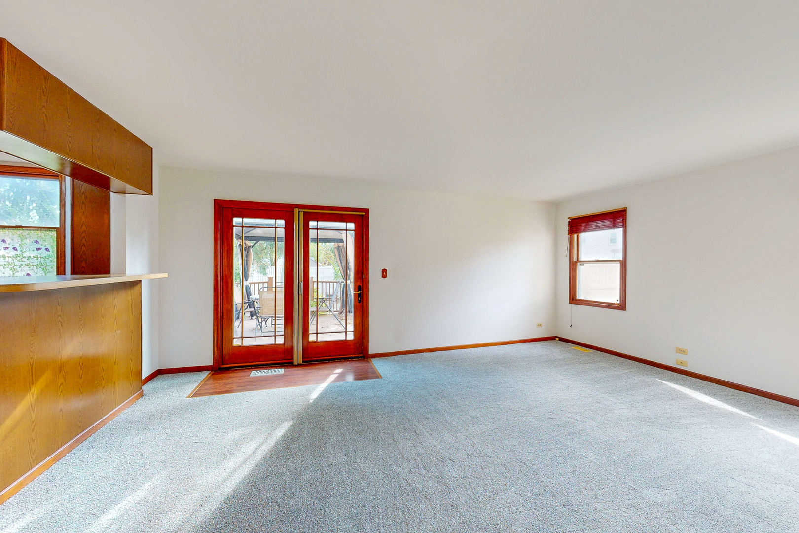 409 New York Lane, Elk Grove Village, IL 60007