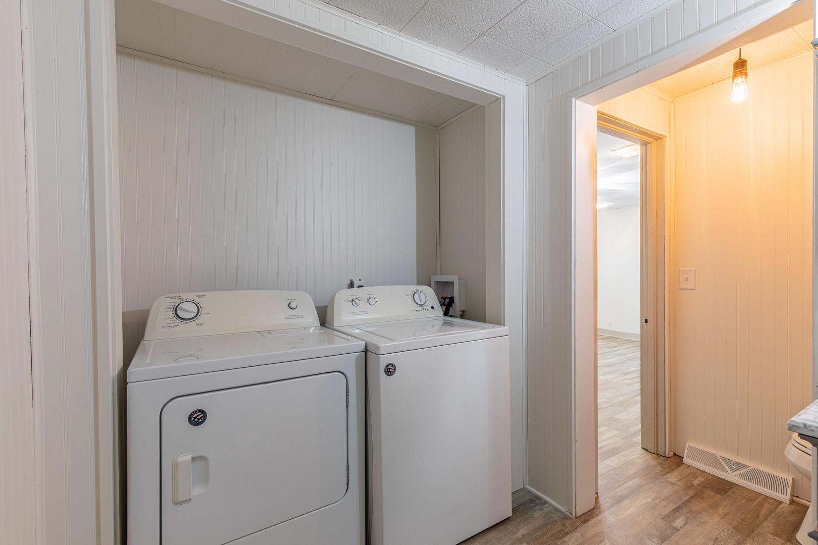 9 S Randolph Street, Princeton, IL 61356