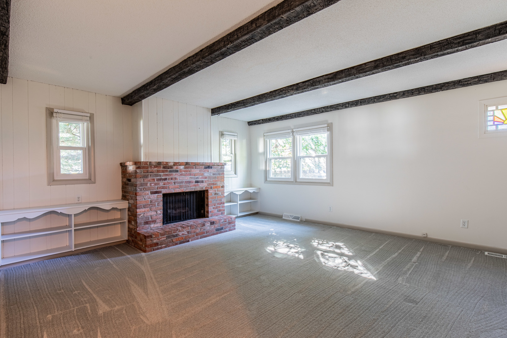 9 S Randolph Street, Princeton, IL 61356