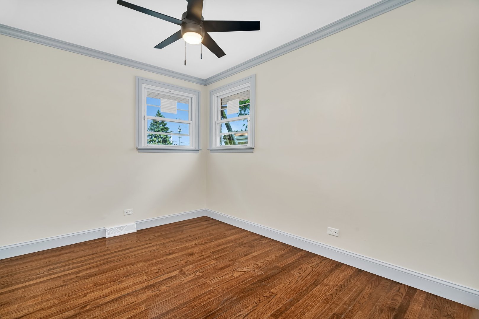 401 W 14th Place, Chicago Heights, IL 60411