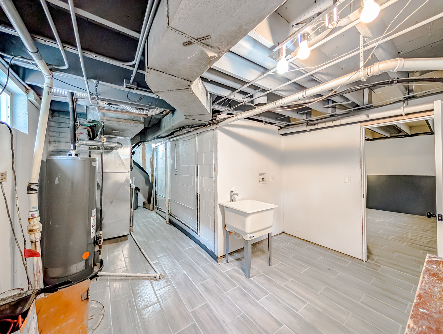 401 W 14th Place, Chicago Heights, IL 60411