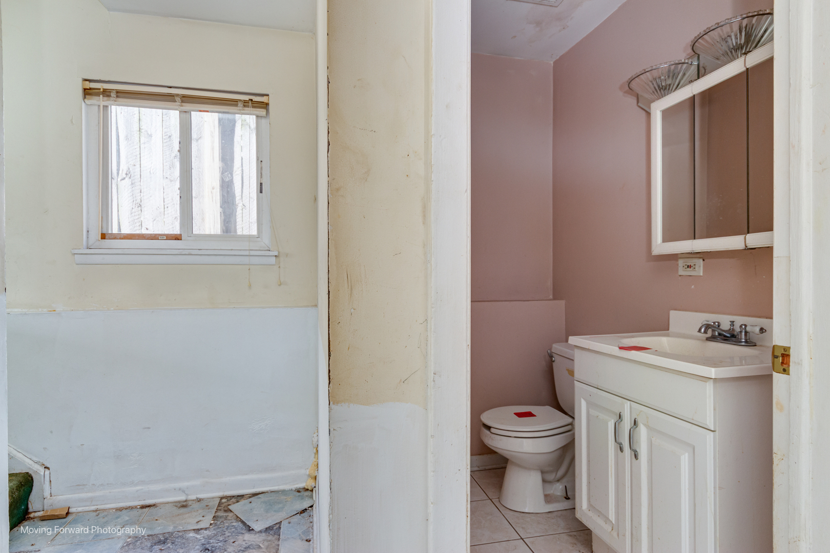 9311 S Burnside Avenue, Chicago, IL 60619