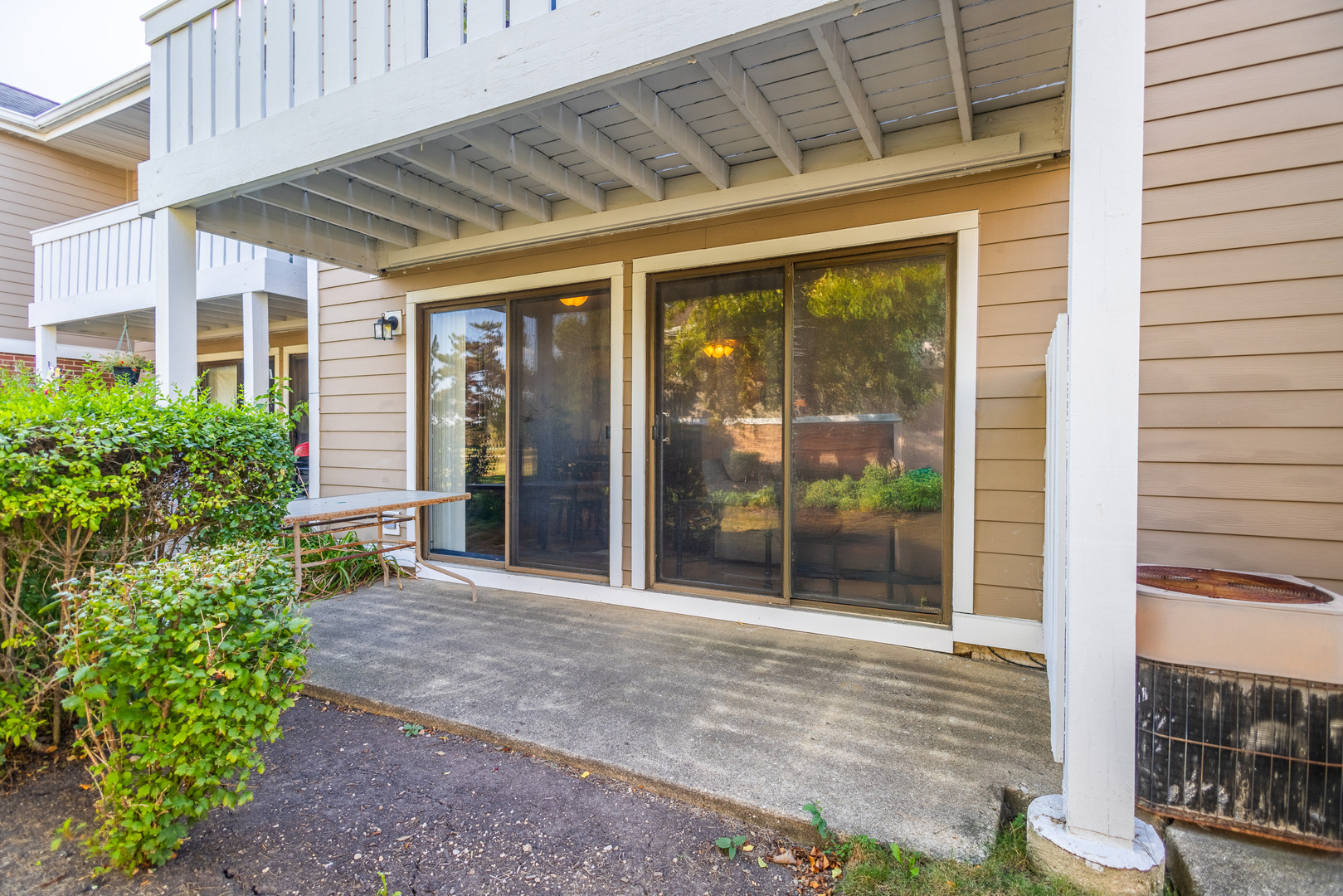 391 Thornhill Court #B1, Schaumburg, IL 60193