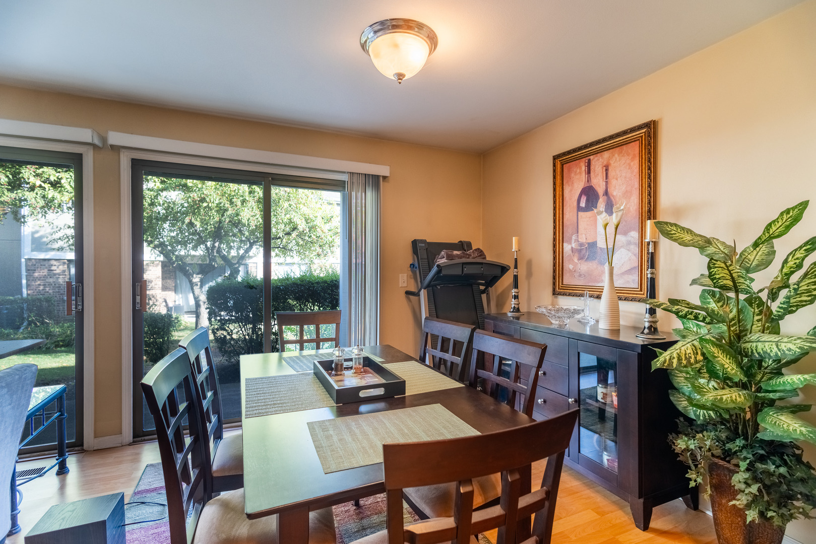 391 Thornhill Court #B1, Schaumburg, IL 60193