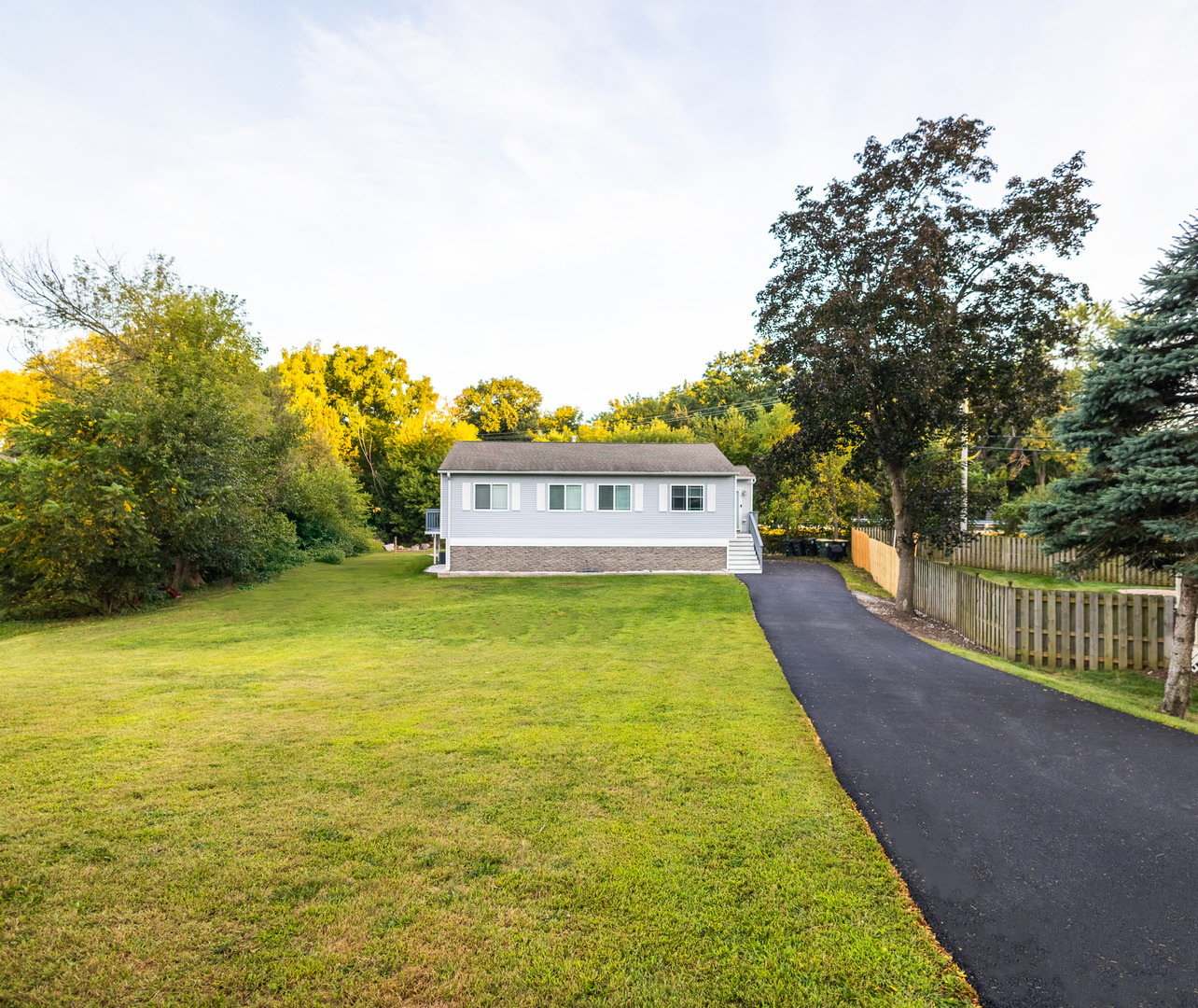 34785 N Gogol Avenue, Ingleside, IL 60041