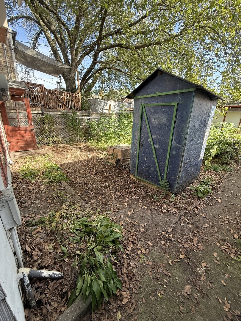 841 N Fairfield Avenue, Chicago, IL 60622