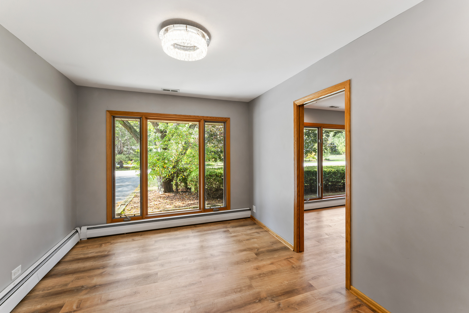 2226 Shannondale Road, Green Oaks, IL 60048