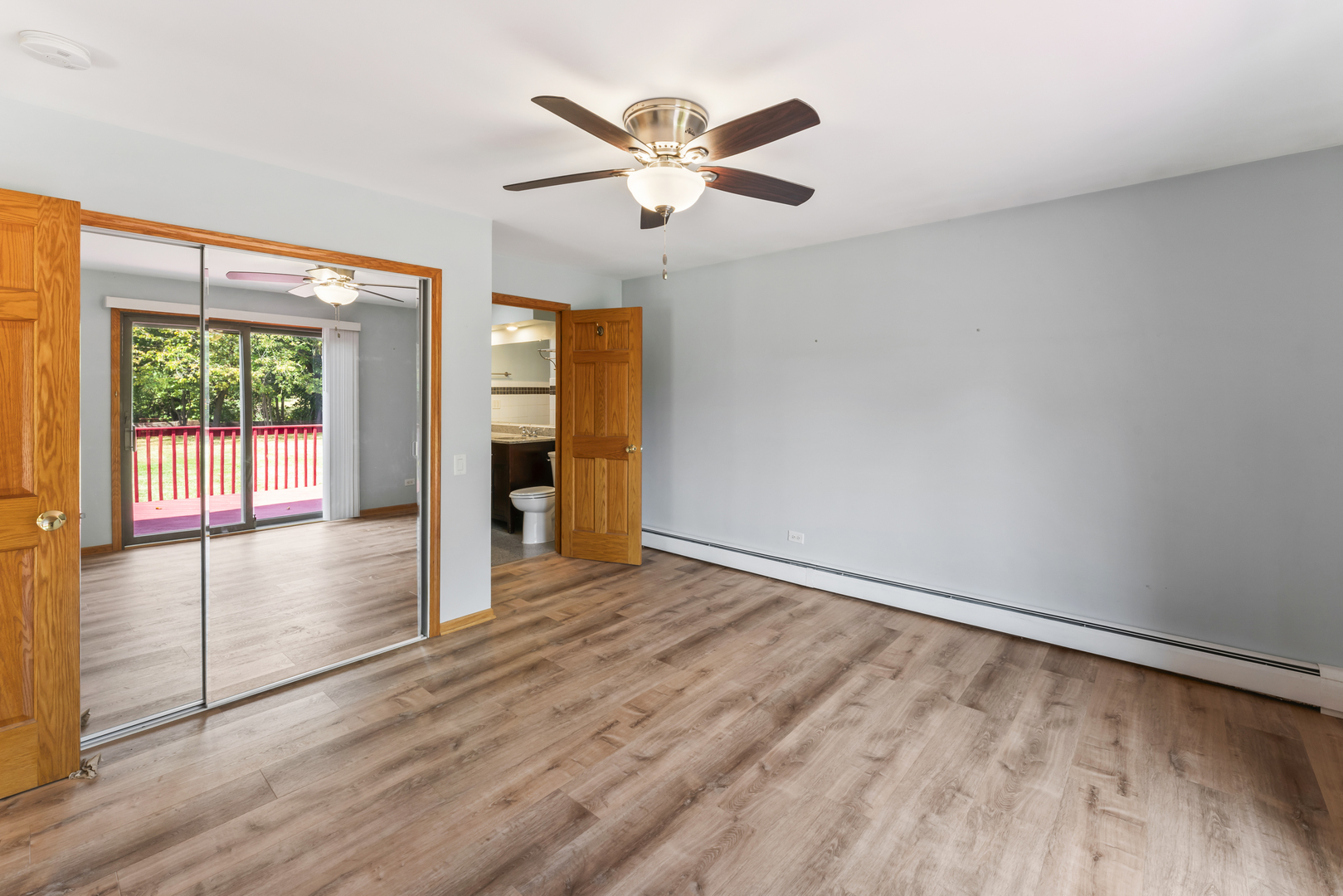 2226 Shannondale Road, Green Oaks, IL 60048