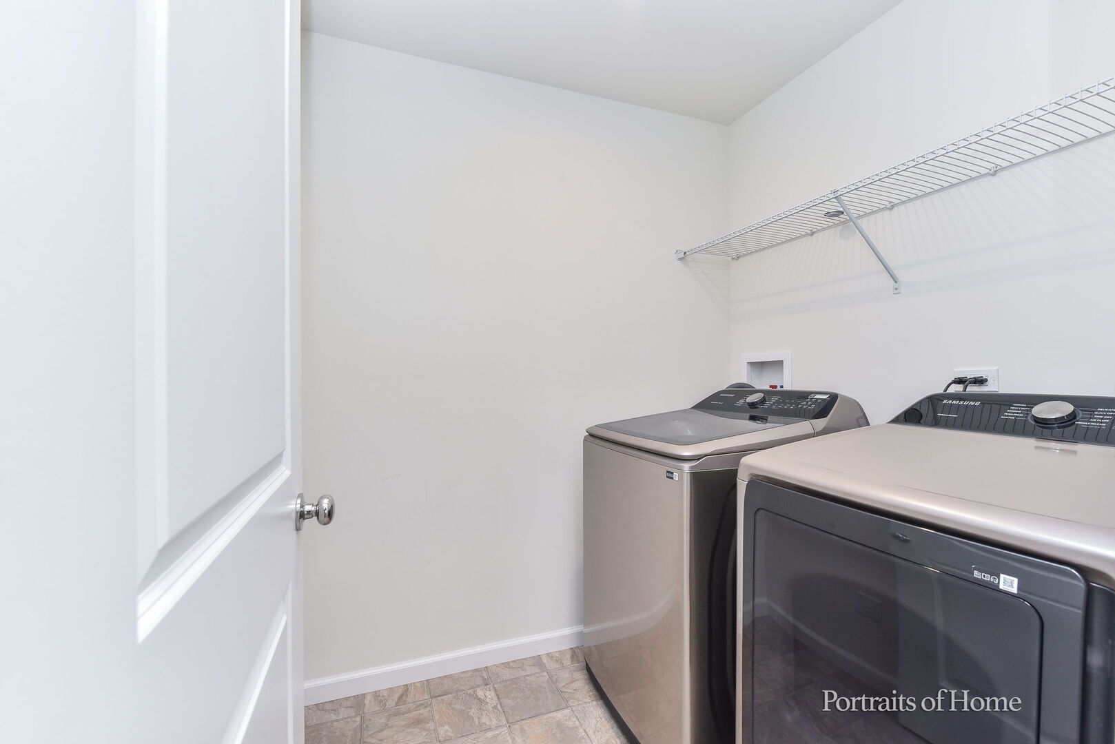 458 Watercress Drive, Aurora, IL 60504