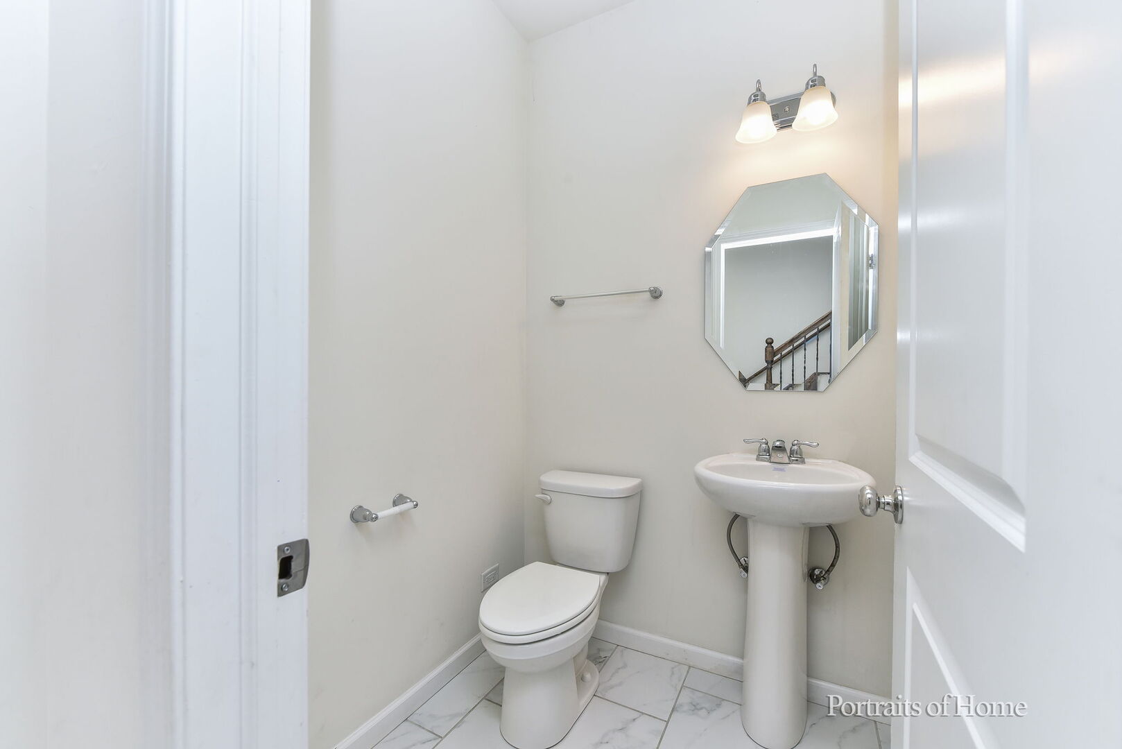 458 Watercress Drive, Aurora, IL 60504