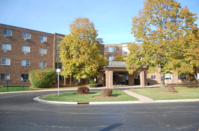 1880 Bonnie Lane #107, Hoffman Estates, IL 60169