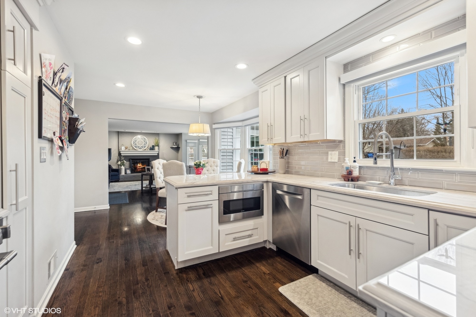 41 Swift Lane, Naperville, IL 60565
