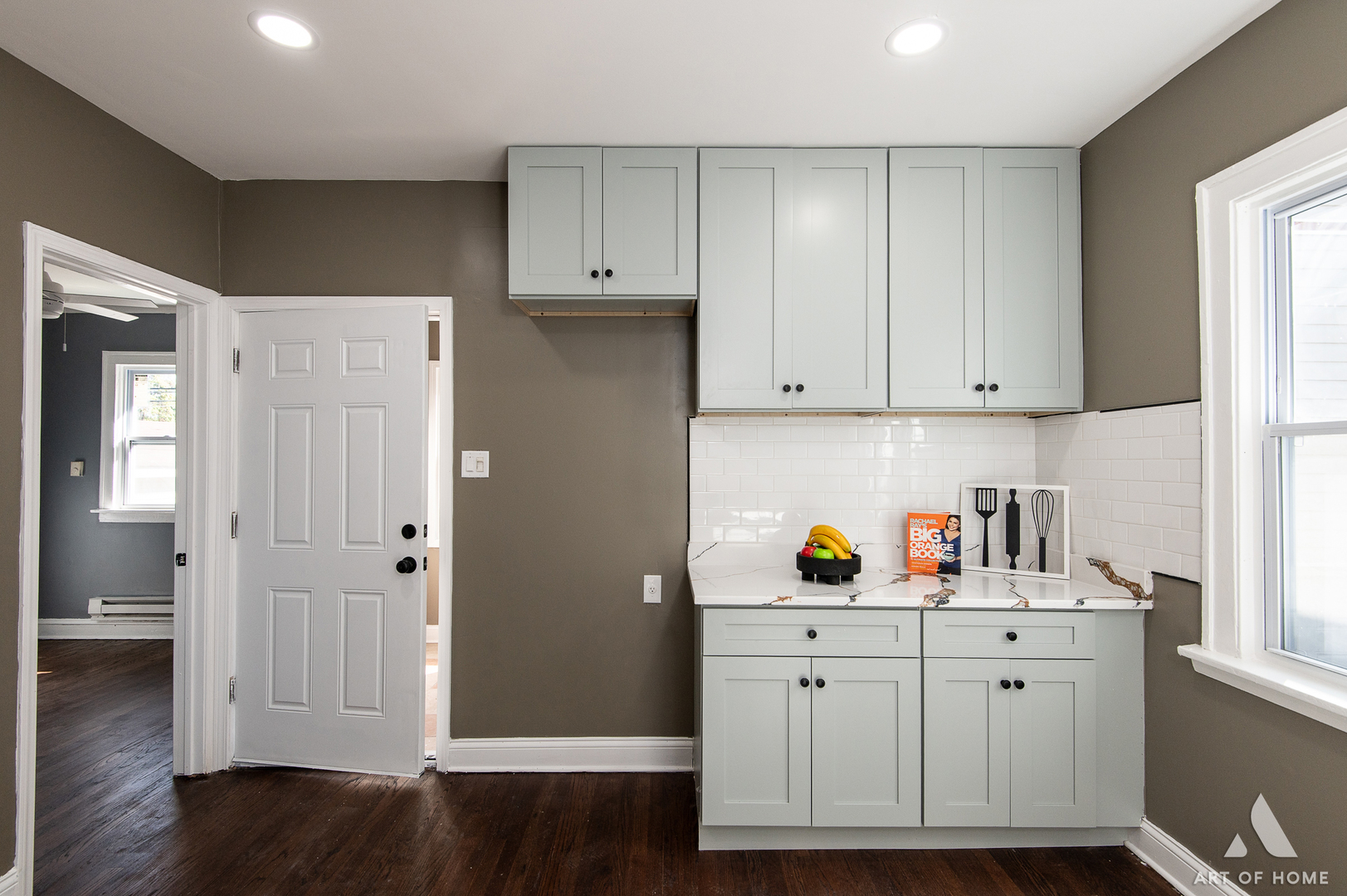 10813 S Eggleston Avenue, Chicago, IL 60628