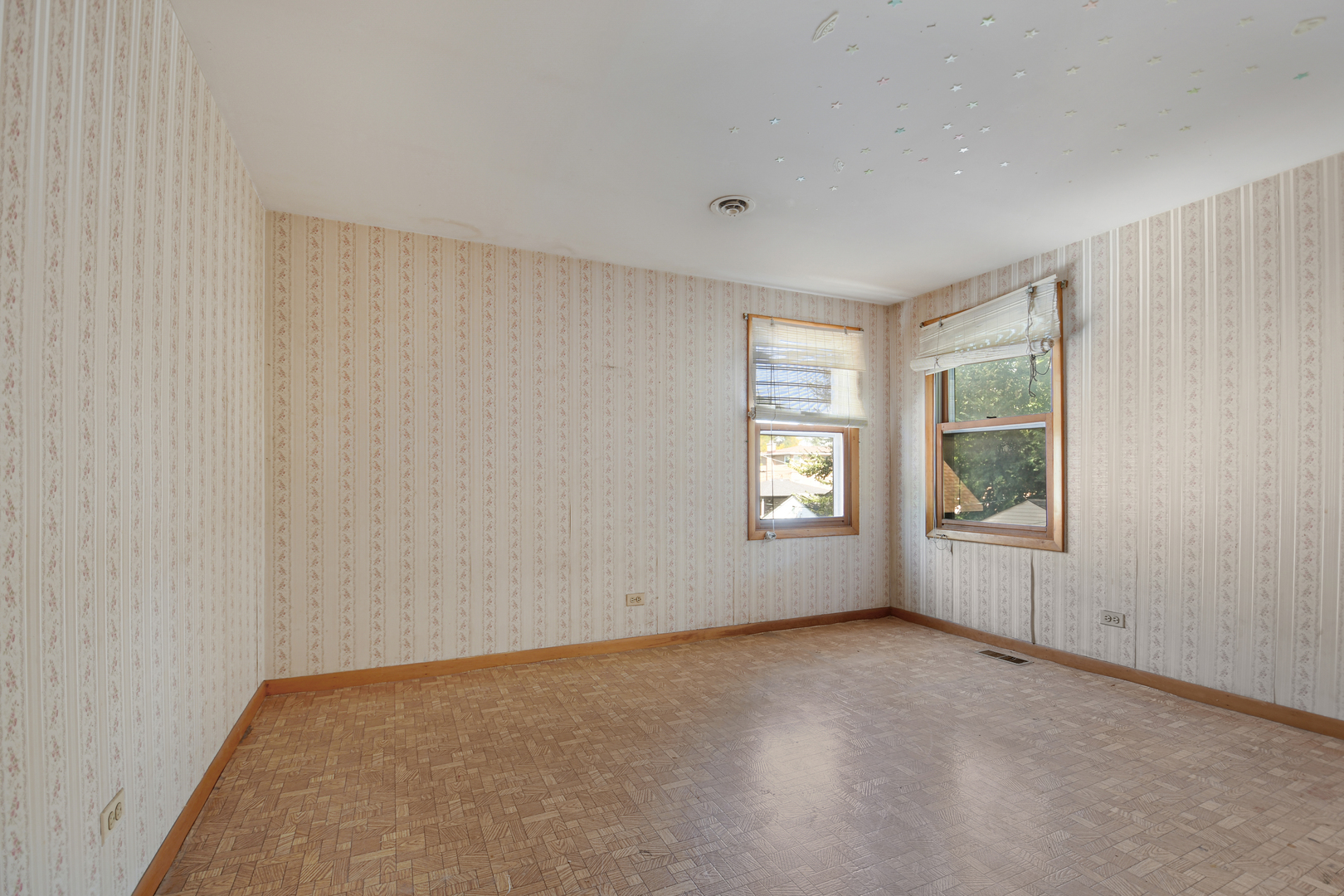 11125 S Fairfield Avenue, Chicago, IL 60655