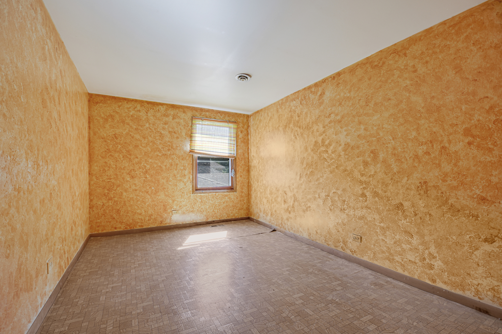 11125 S Fairfield Avenue, Chicago, IL 60655