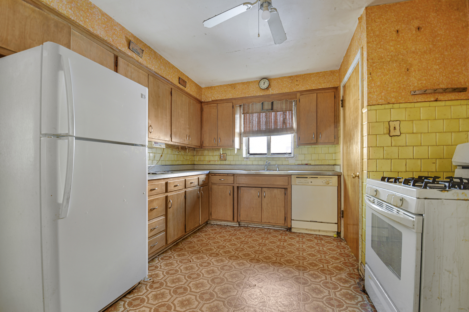 11125 S Fairfield Avenue, Chicago, IL 60655