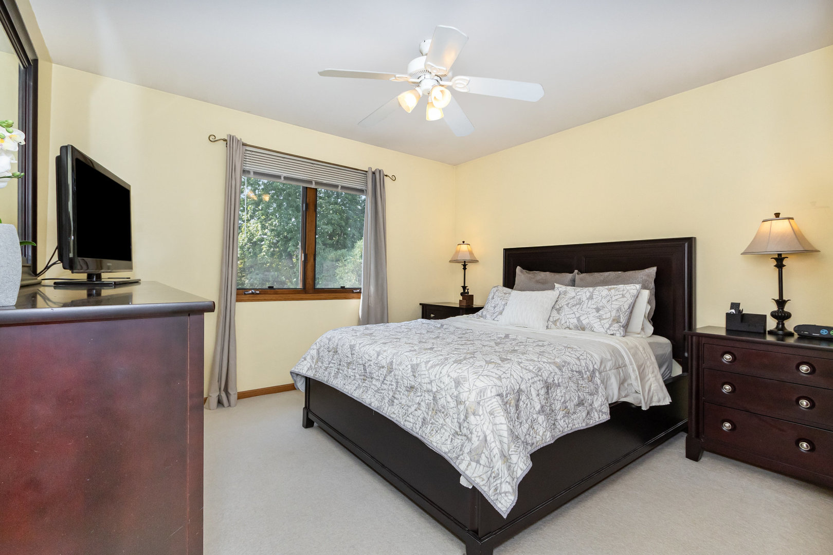 25255 Wheat Drive, Plainfield, IL 60585