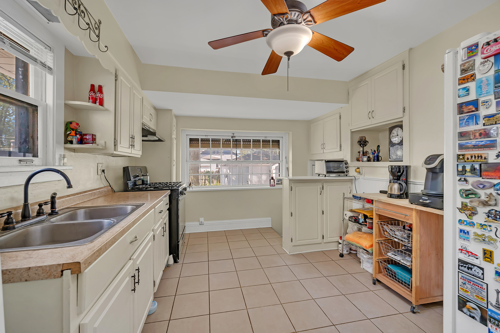 1409 N Raynor Avenue, Joliet, IL 60435