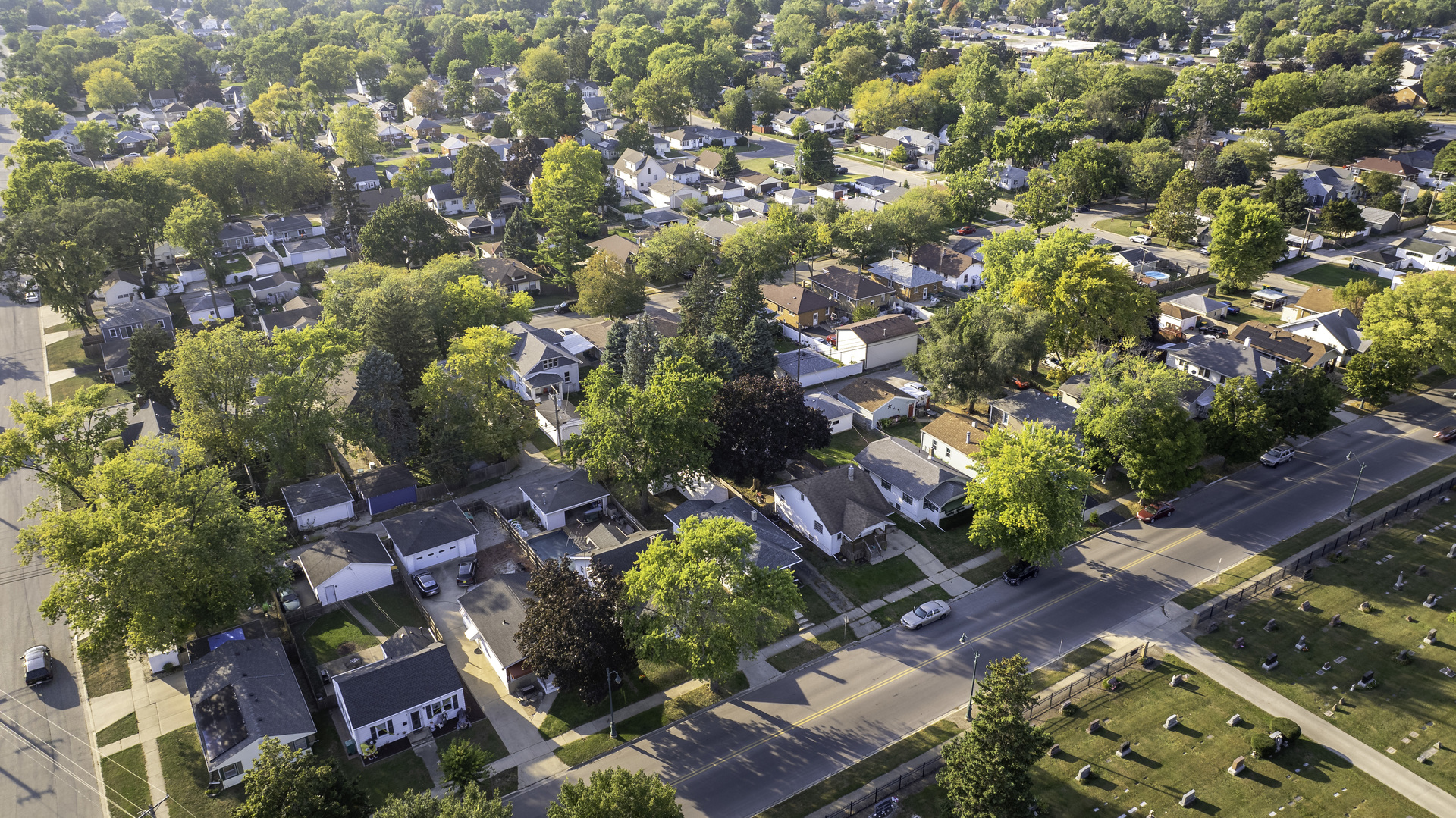 1409 N Raynor Avenue, Joliet, IL 60435