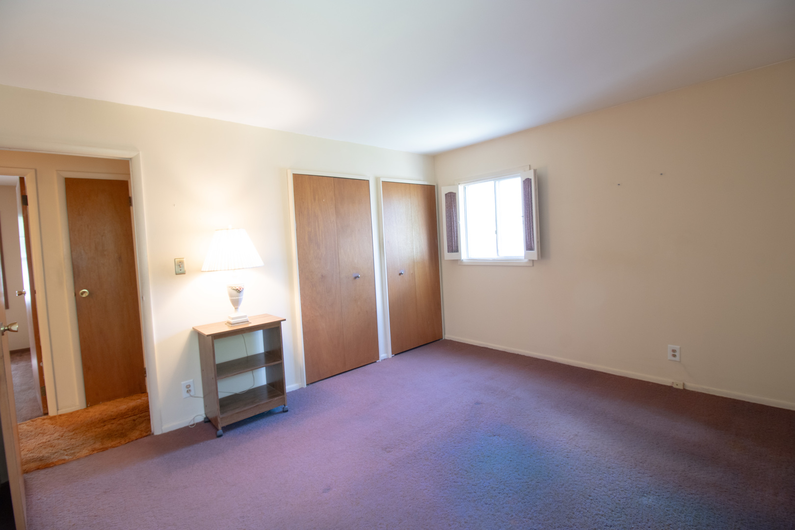 406 Library Lane, Streamwood, IL 60107