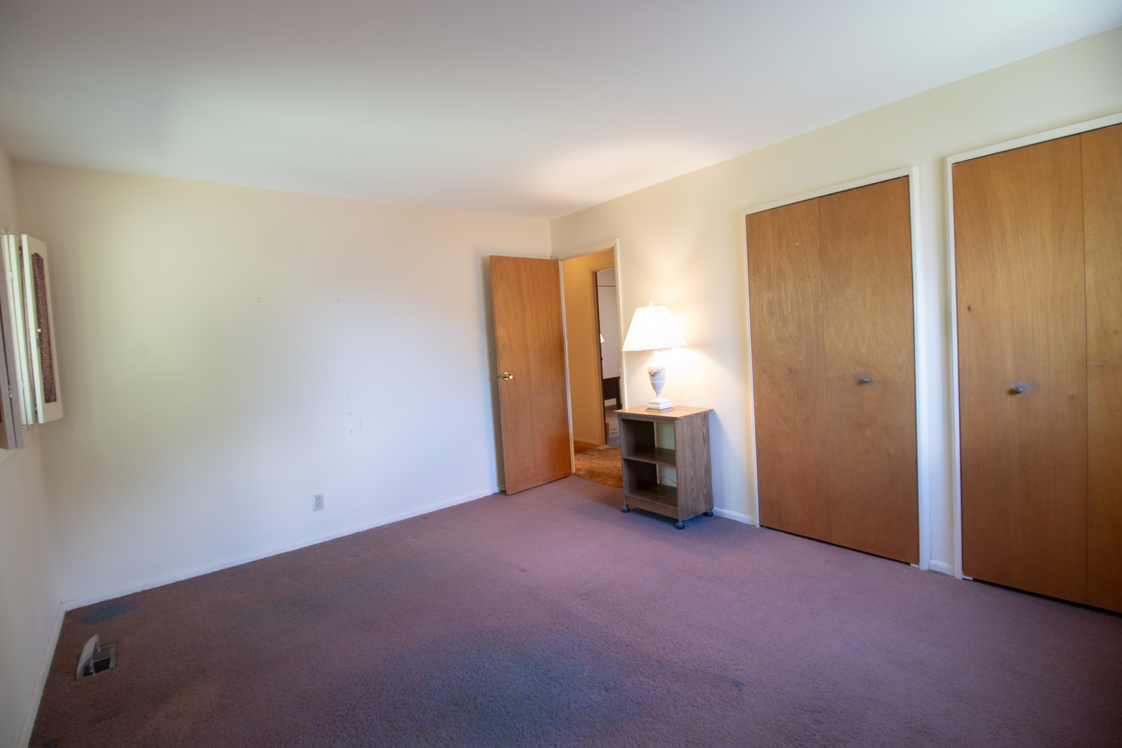 406 Library Lane, Streamwood, IL 60107