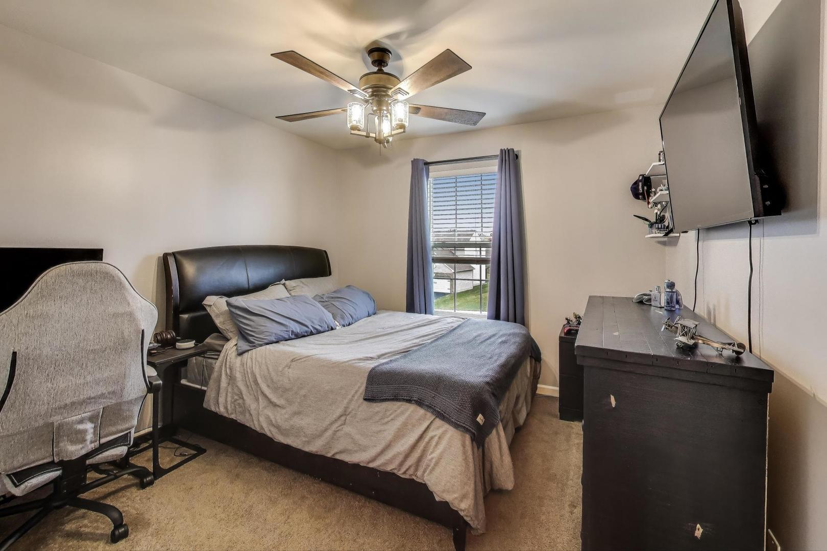 8208 Onyx Lane, Joliet, IL 60431