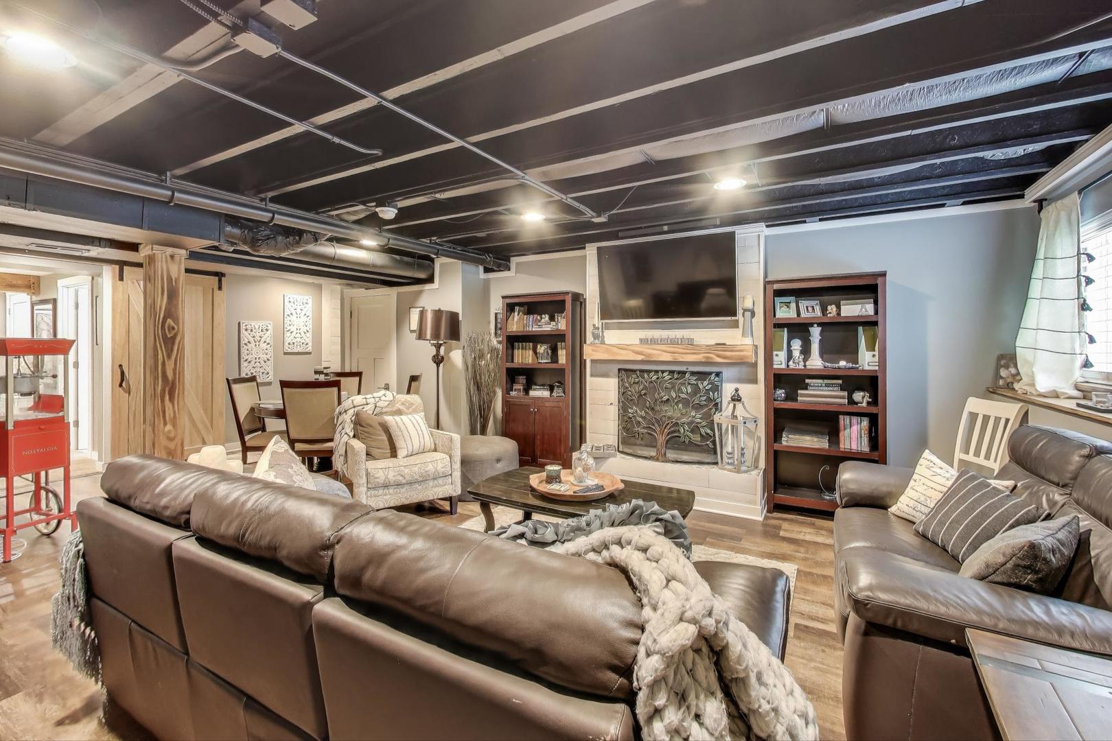 8208 Onyx Lane, Joliet, IL 60431