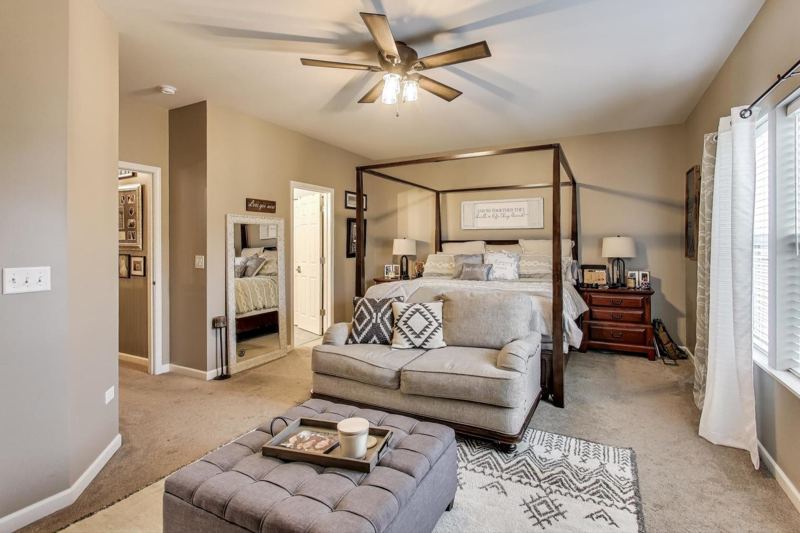 8208 Onyx Lane, Joliet, IL 60431