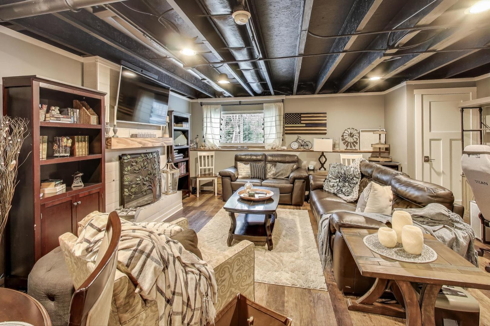 8208 Onyx Lane, Joliet, IL 60431