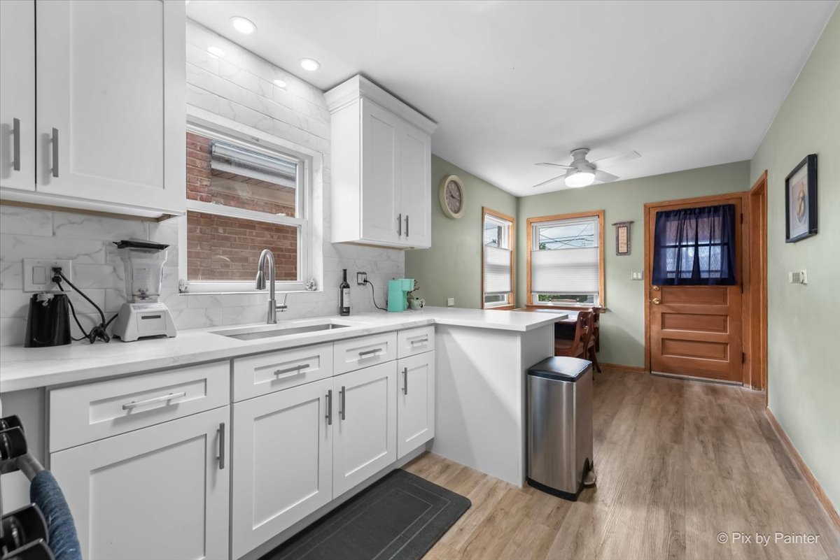 5956 N Elston Avenue, Chicago, IL 60646