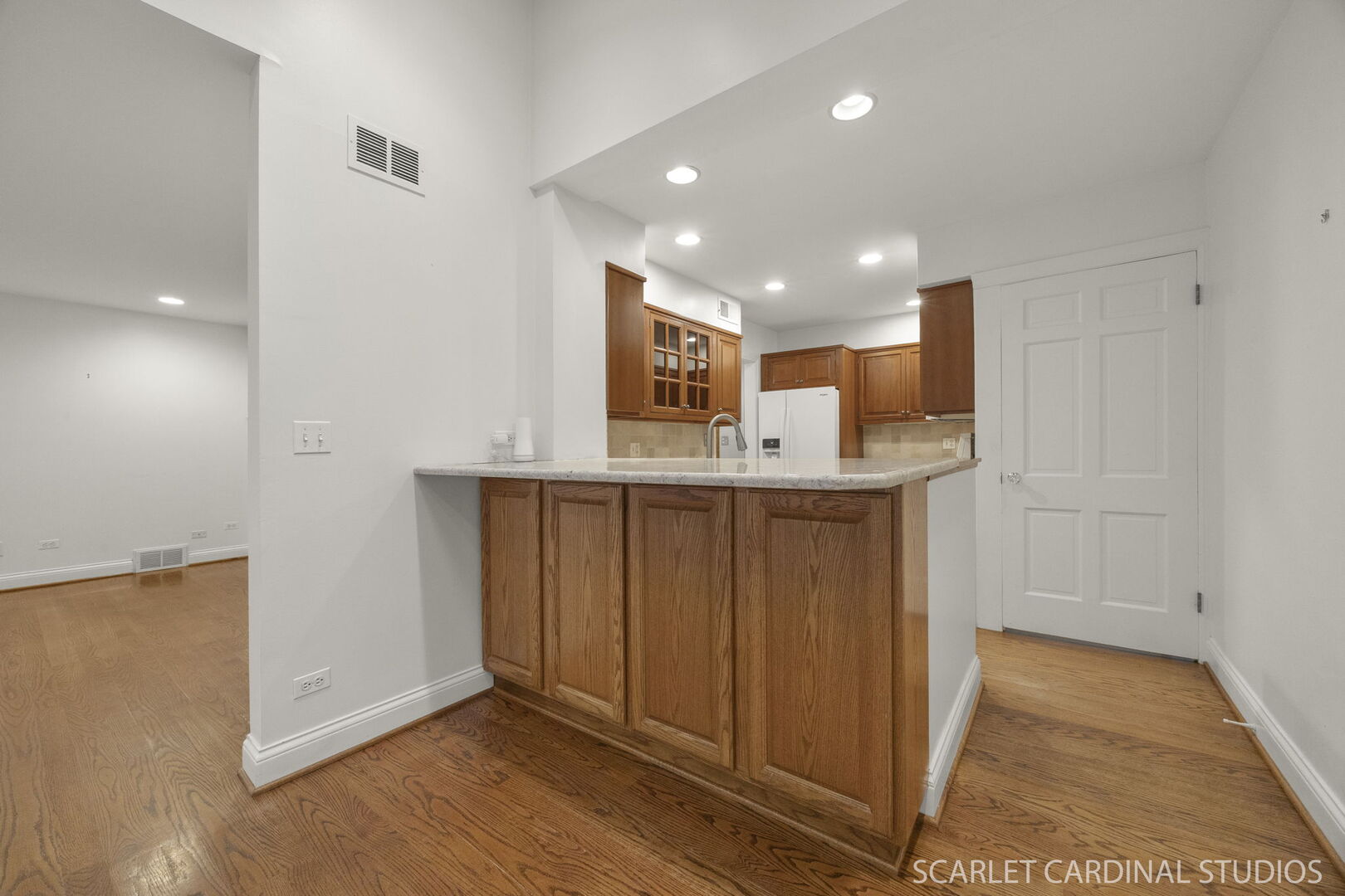 265 N Main Street, Glen Ellyn, IL 60137
