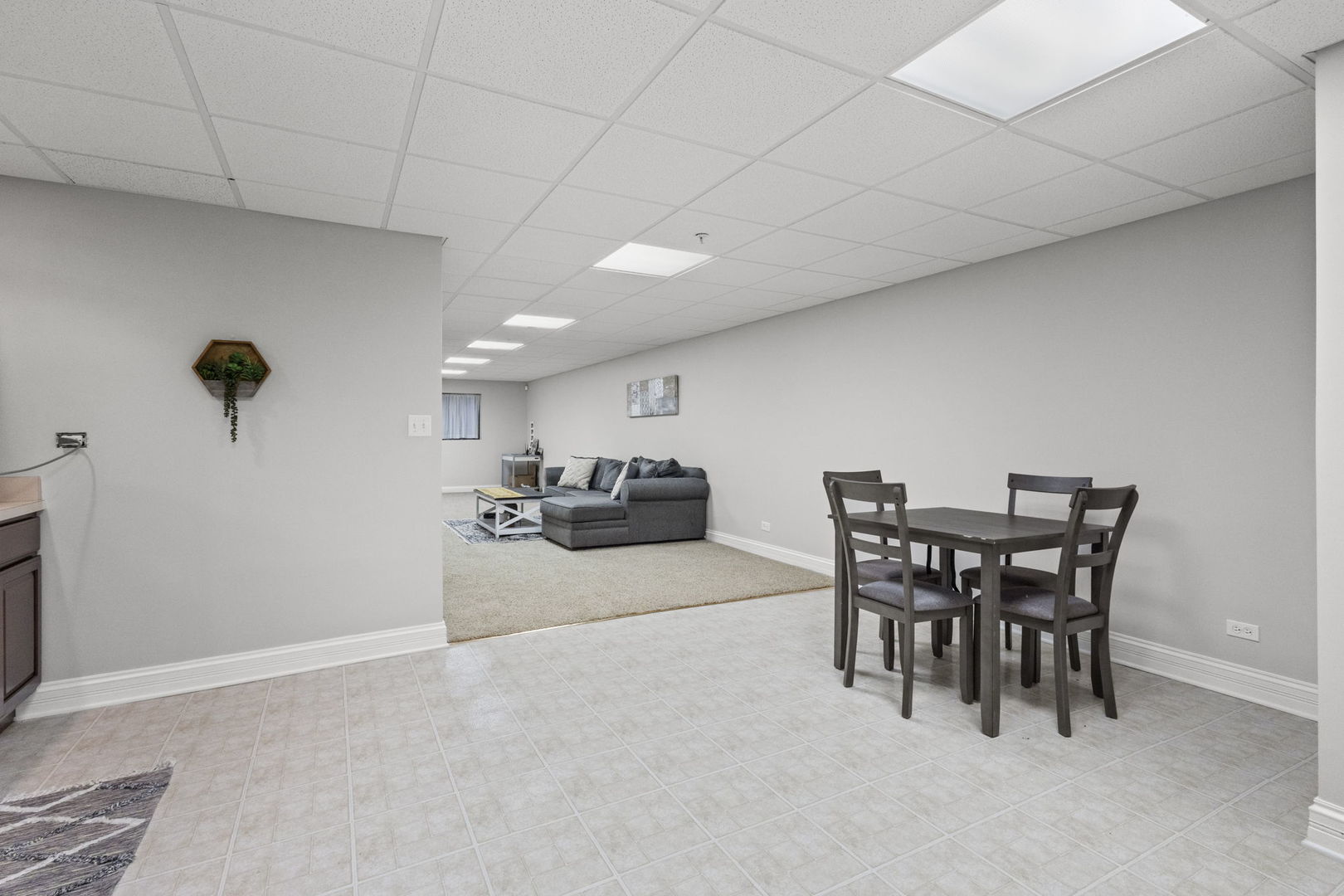 722 N NORTHWEST Highway #A, Park Ridge, IL 60068