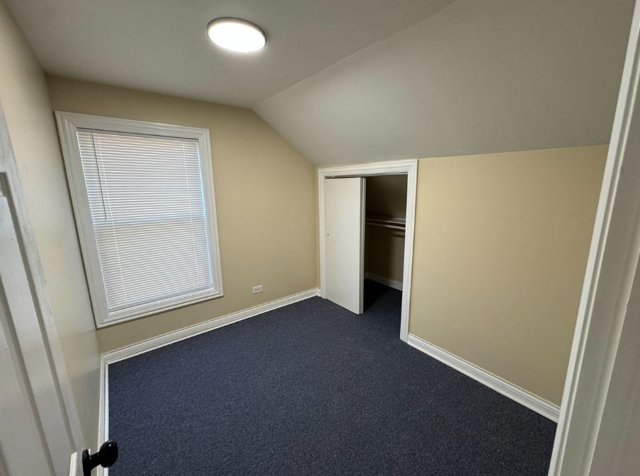 7245 S Evans Avenue, Chicago, IL 60619