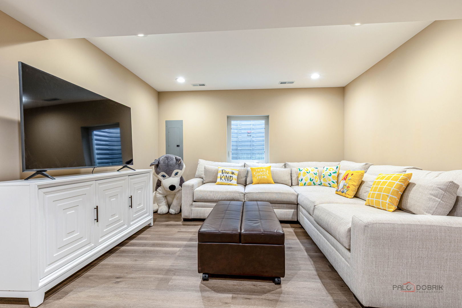 355 Woodhill Lane, Lake Villa, IL 60046