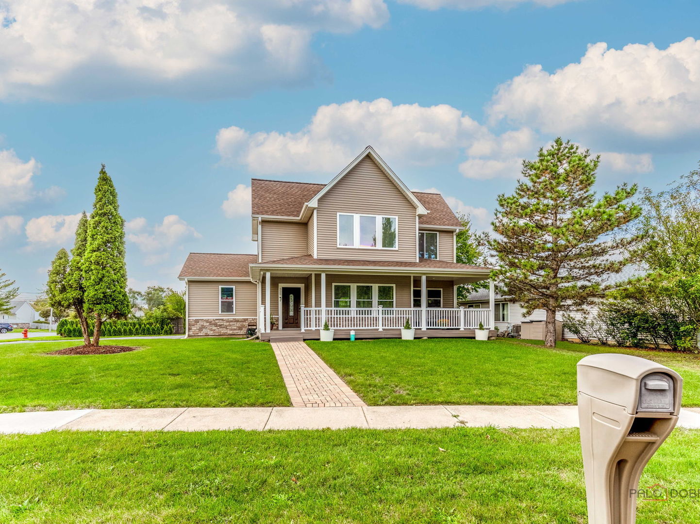 355 Woodhill Lane, Lake Villa, IL 60046