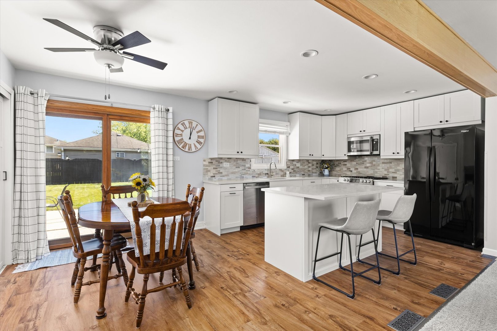 1105 Walter Street, Lemont, IL 60439