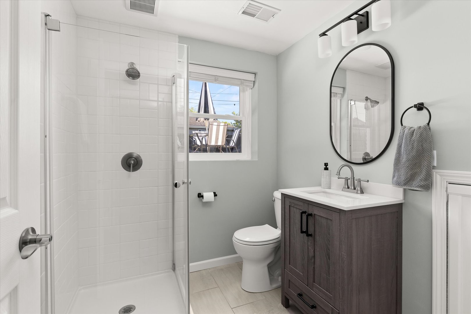 1105 Walter Street, Lemont, IL 60439