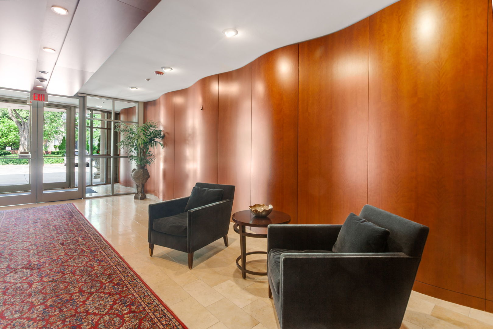 520 S Washington Street #103, Naperville, IL 60540