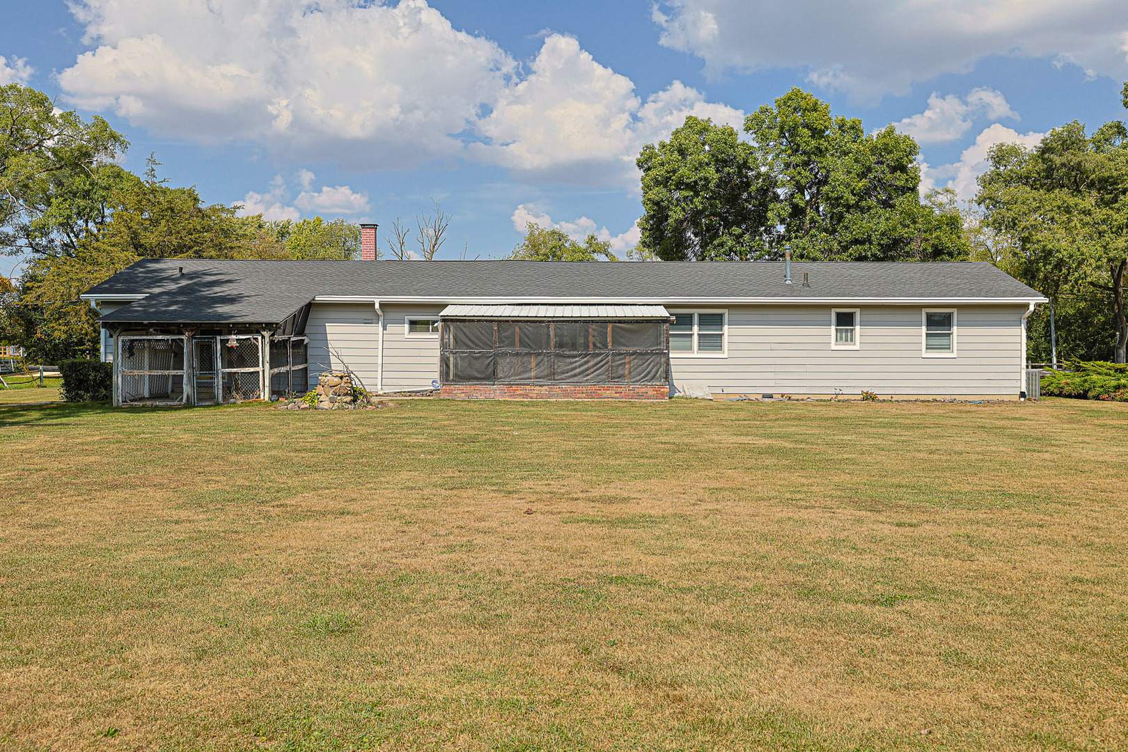 921 Guerin Road, Libertyville, IL 60048