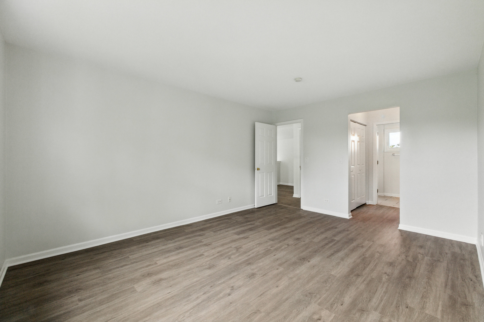 720 Hoover Drive, Carol Stream, IL 60188