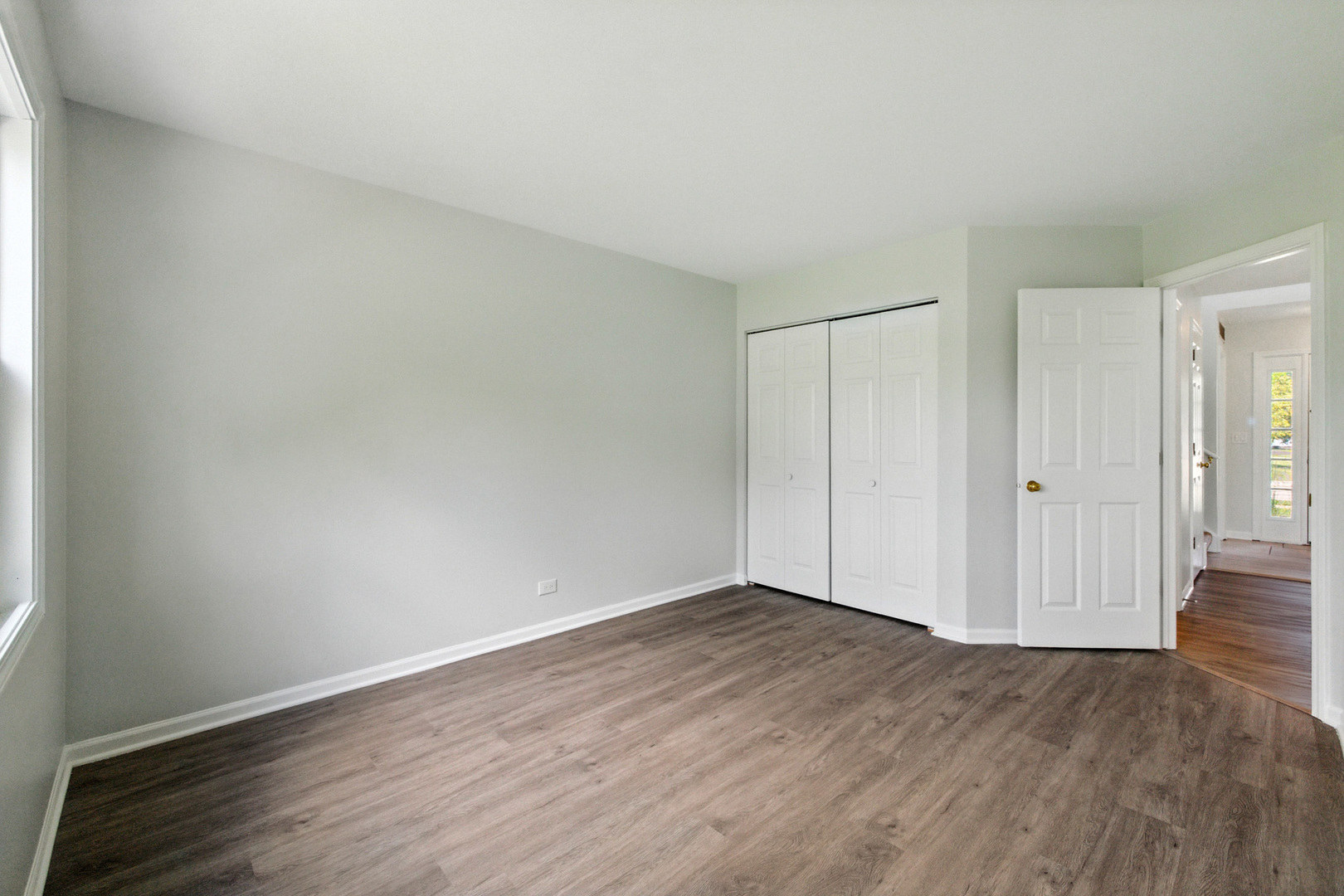 720 Hoover Drive, Carol Stream, IL 60188