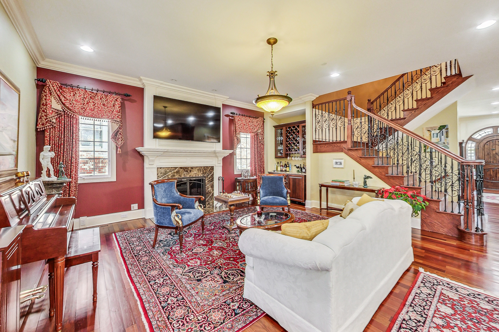 428 S Clifton Avenue, Park Ridge, IL 60068