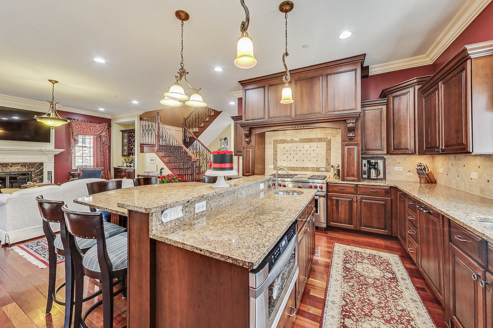 428 S Clifton Avenue, Park Ridge, IL 60068