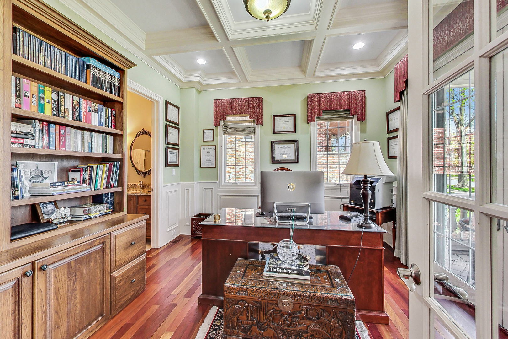 428 S Clifton Avenue, Park Ridge, IL 60068